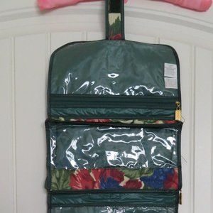 RIALTO Makeup Travel Hanging ORGANIZER 3 Zip Pockets 31" Long, 11.5" Wide (K93)